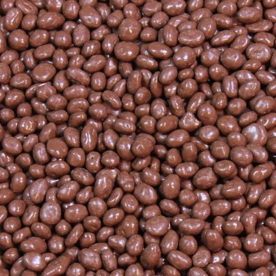 250g Chocolate Raisins